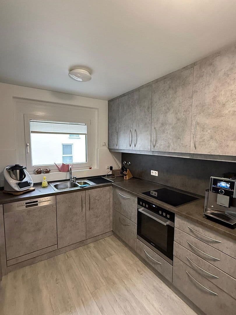 Prodej bytu 5+1 117 m², Mannheim, Bádensko-Württembersko Prodej bytu 5+1 117 m², Mannheim, Bádensko-Württembersko