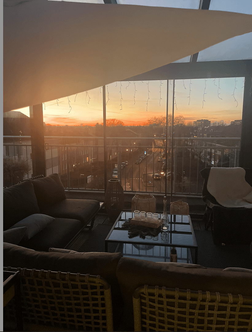 Prodej bytu 5+1 112 m², Köln, Severní Porýní-Vestfálsko Prodej bytu 5+1 112 m², Köln, Severní Porýní-Vestfálsko