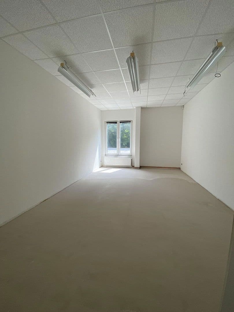 Pronájem nebytového prostoru 969 m², Meißener Dorfstraße 35, Minden, Severní Porýní-Vestfálsko Pronájem nebytového prostoru 969 m², Meißener Dorfstraße 35, Minden, Severní Porýní-Vestfálsko