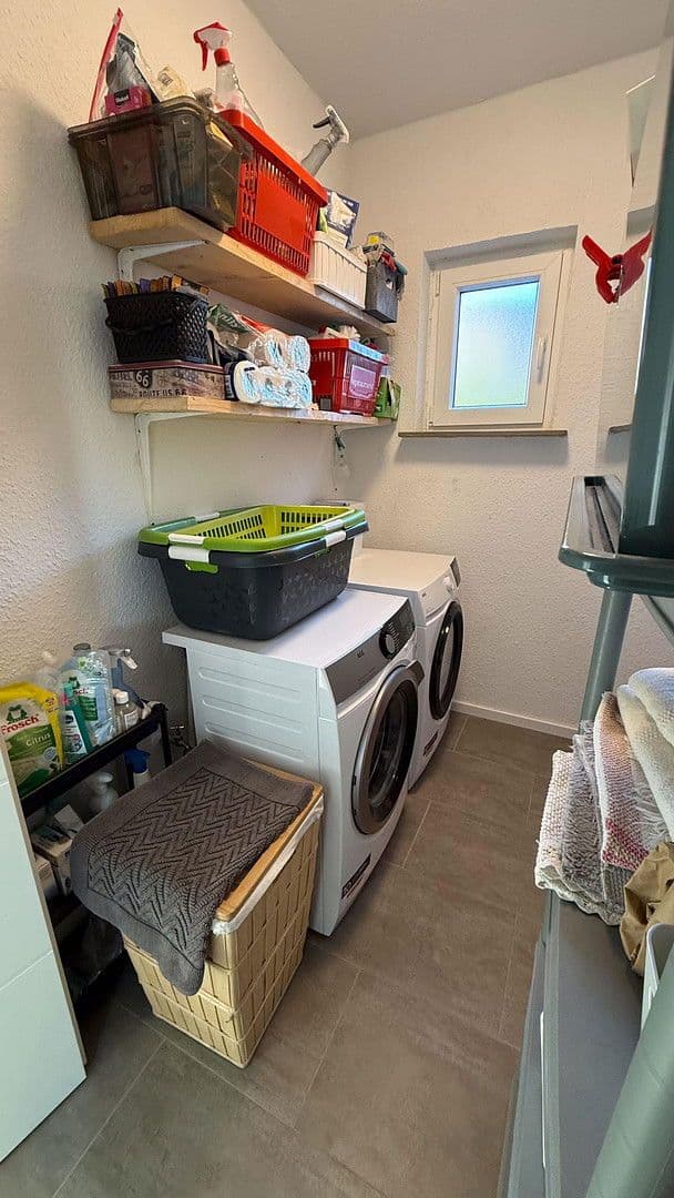 Pronájem domu 120 m², pozemek 1.500 m², Moormerland, Dolní Sasko Pronájem domu 120 m², pozemek 1.500 m², Moormerland, Dolní Sasko