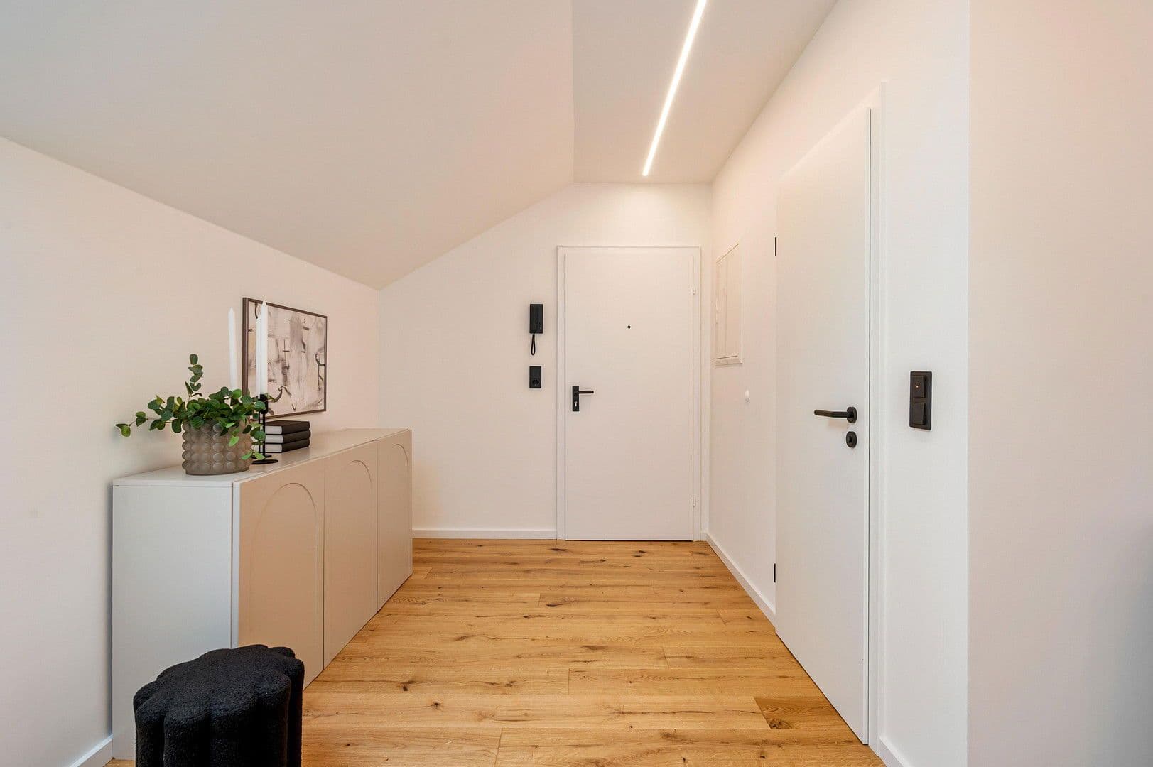 Prodej bytu 3+1 98 m², Schriesheim, Bádensko-Württembersko Prodej bytu 3+1 98 m², Schriesheim, Bádensko-Württembersko