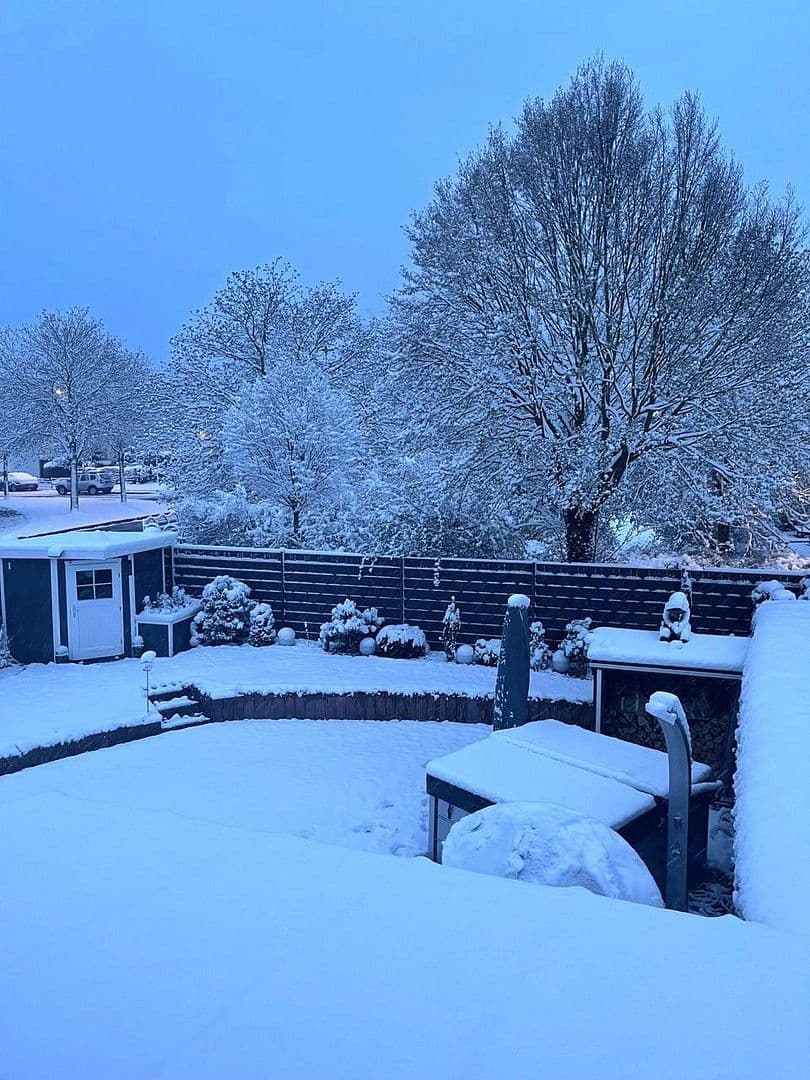 Prodej domu 170 m², pozemek 398 m², Von-Groote-Ring 1, Rheinbach, Severní Porýní-Vestfálsko Prodej domu 170 m², pozemek 398 m², Von-Groote-Ring 1, Rheinbach, Severní Porýní-Vestfálsko