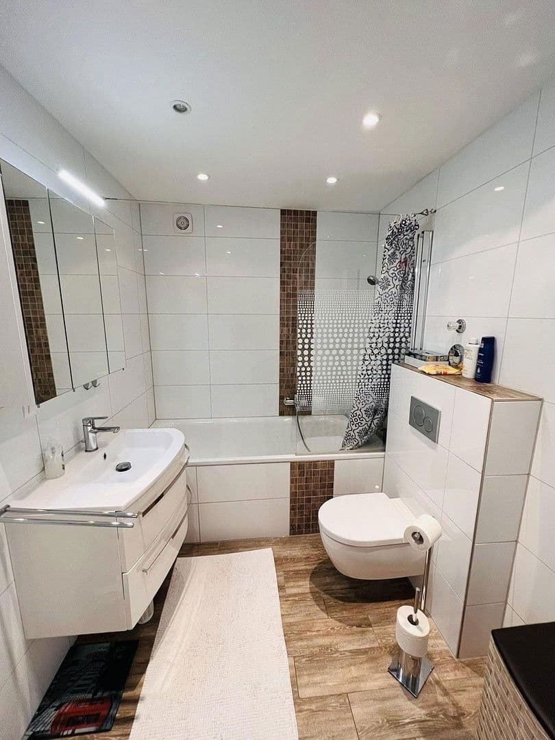 Prodej bytu 3+1 90 m², Frankfurt, Hessen Prodej bytu 3+1 90 m², Frankfurt, Hessen