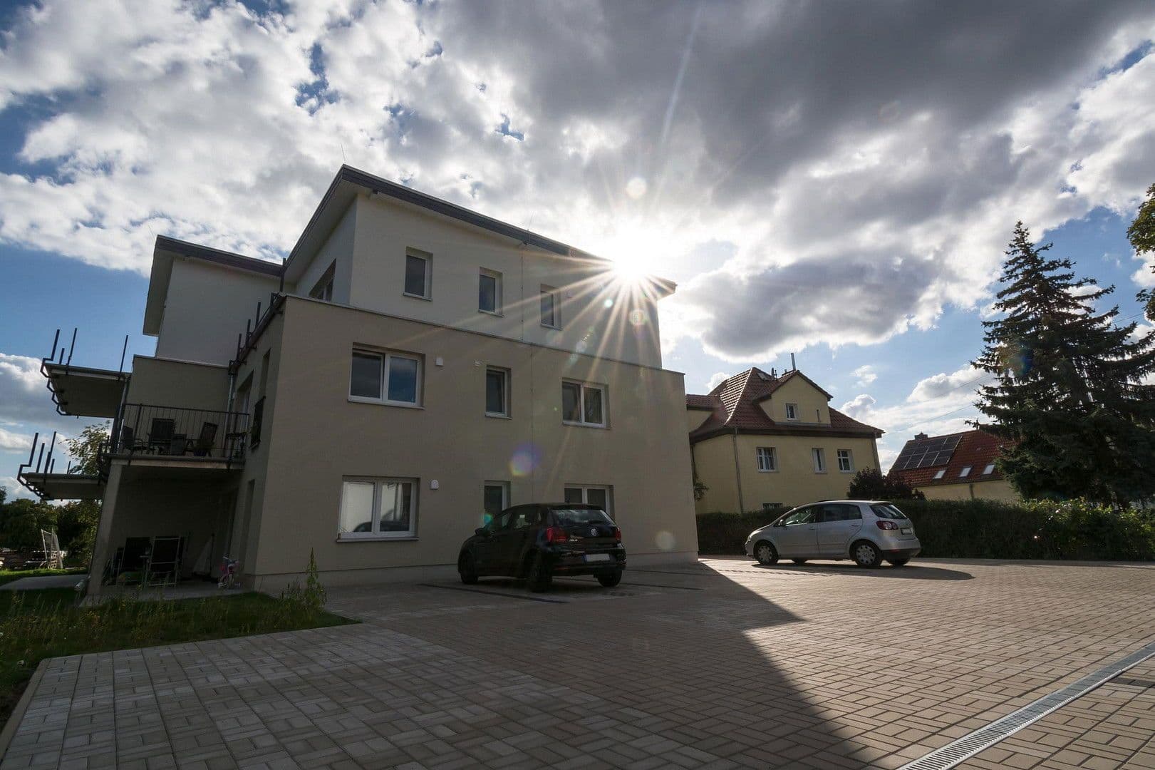 Pronájem bytu 3+1 93 m², Karl-Marx-Straße 8, Hohen Neuendorf, Braniborsko Pronájem bytu 3+1 93 m², Karl-Marx-Straße 8, Hohen Neuendorf, Braniborsko