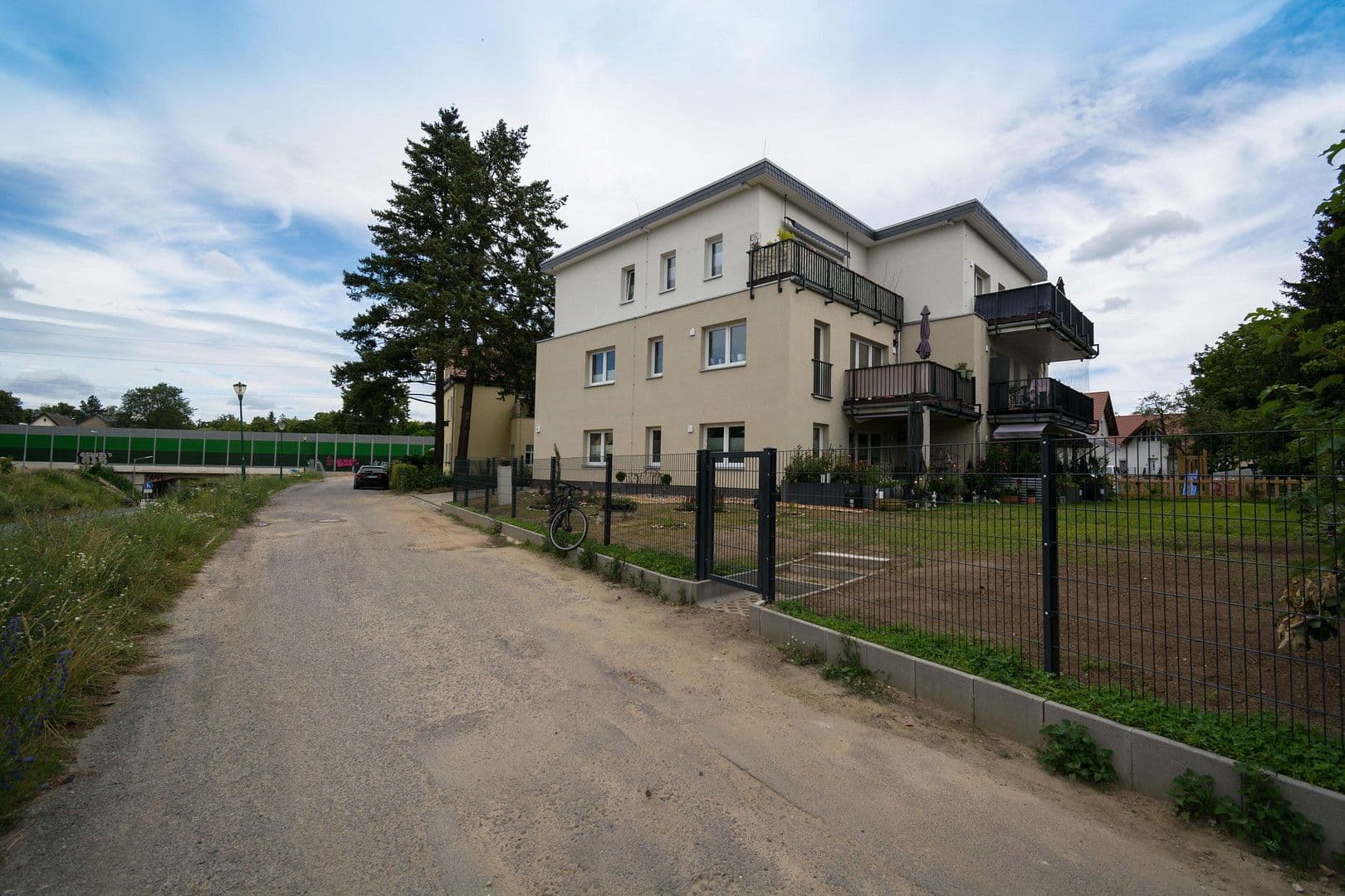 Pronájem bytu 3+1 93 m², Karl-Marx-Straße 8, Hohen Neuendorf, Braniborsko Pronájem bytu 3+1 93 m², Karl-Marx-Straße 8, Hohen Neuendorf, Braniborsko