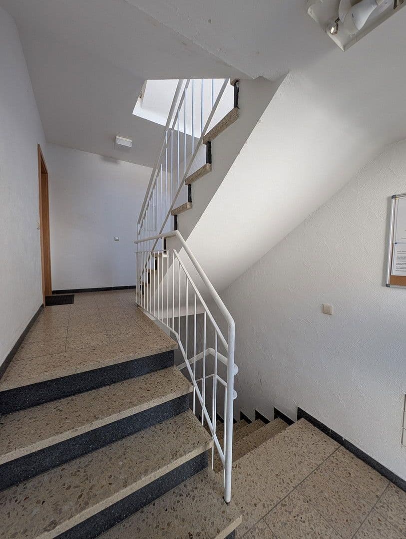 Prodej bytu 3+1 78 m², Weißenhorner Straße 9, Bibertal, Bavorsko Prodej bytu 3+1 78 m², Weißenhorner Straße 9, Bibertal, Bavorsko