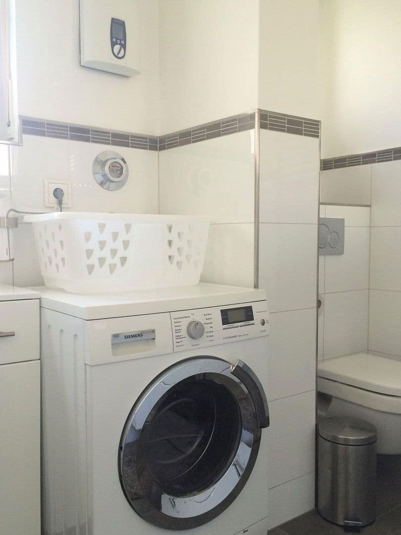 Pronájem bytu 3+1 86 m², Ca, Mannheim, Bádensko-Württembersko Pronájem bytu 3+1 86 m², Ca, Mannheim, Bádensko-Württembersko