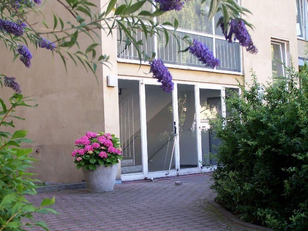 Pronájem bytu 13 m², Suarezstr. 15-17, Berlin, Berlín Pronájem bytu 13 m², Suarezstr. 15-17, Berlin, Berlín