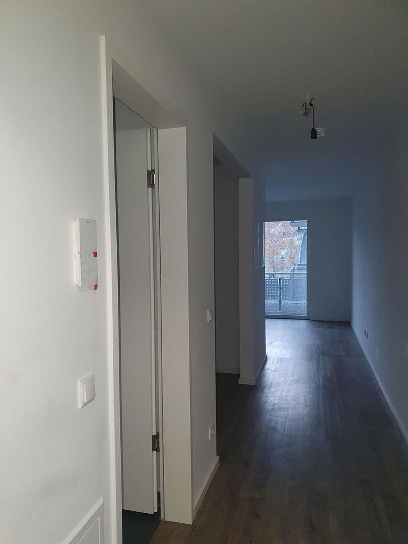 Pronájem bytu 1+kk 40 m², Trautenauer Str. 13, Berlin, Berlín Pronájem bytu 1+kk 40 m², Trautenauer Str. 13, Berlin, Berlín