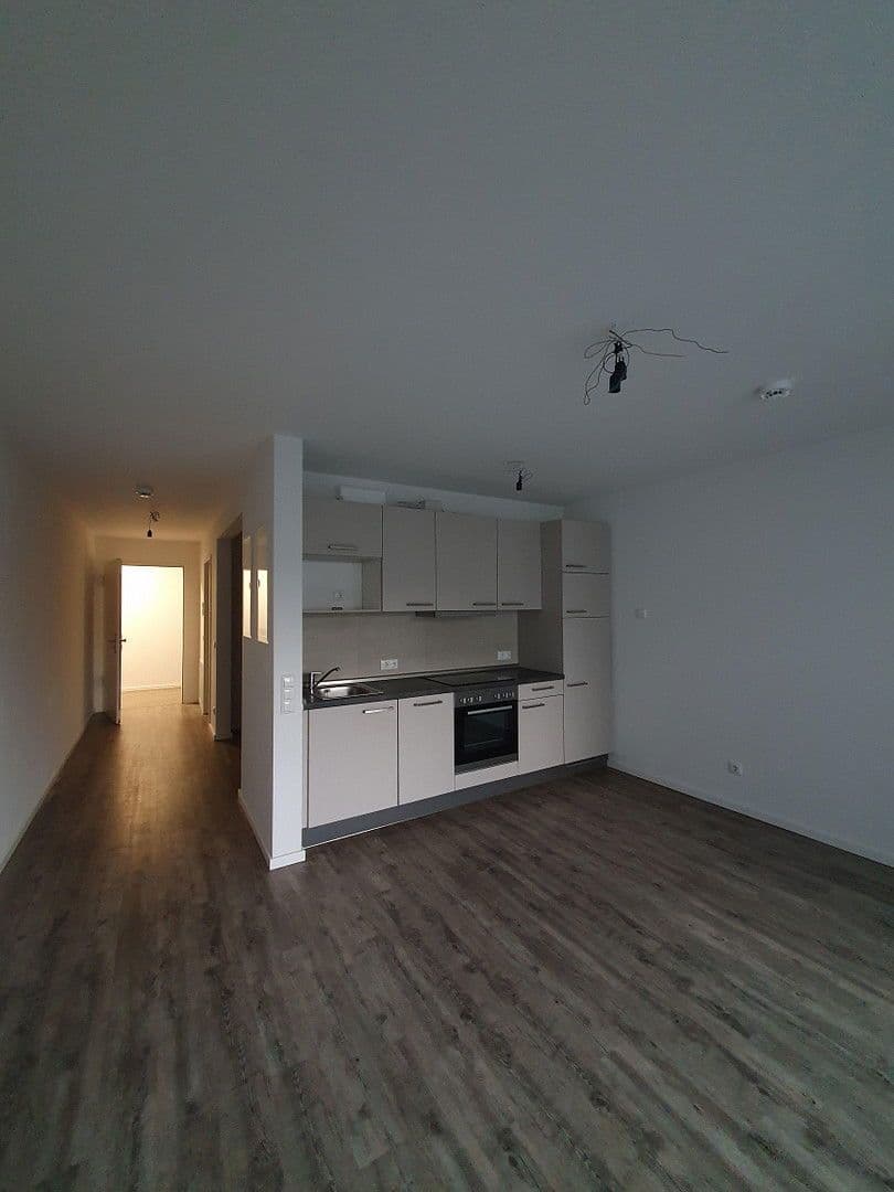 Pronájem bytu 1+kk 40 m², Trautenauer Str. 13, Berlin, Berlín Pronájem bytu 1+kk 40 m², Trautenauer Str. 13, Berlin, Berlín