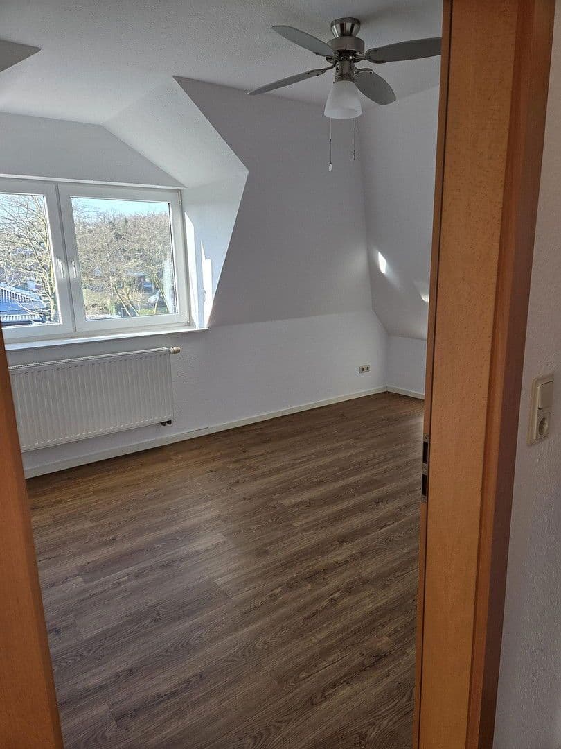 Prodej domu 107 m², pozemek 1.000 m², Hamersen, Dolní Sasko Prodej domu 107 m², pozemek 1.000 m², Hamersen, Dolní Sasko