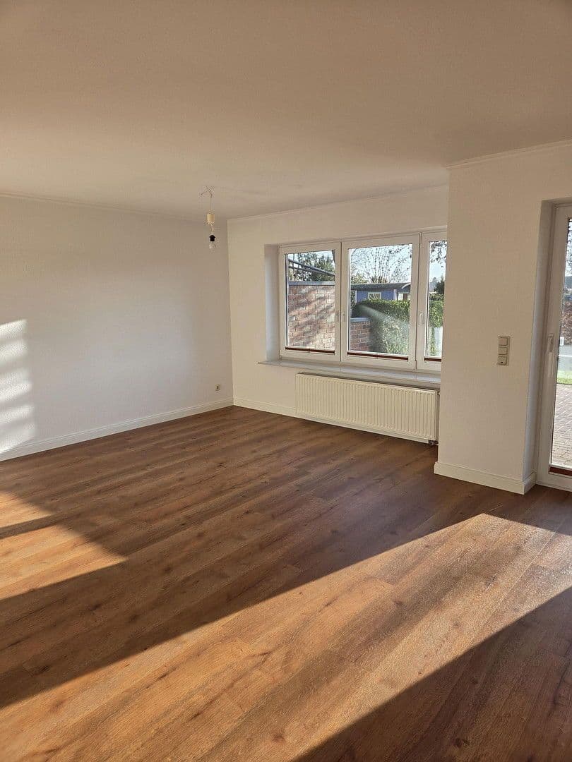 Prodej domu 107 m², pozemek 1.000 m², Hamersen, Dolní Sasko Prodej domu 107 m², pozemek 1.000 m², Hamersen, Dolní Sasko