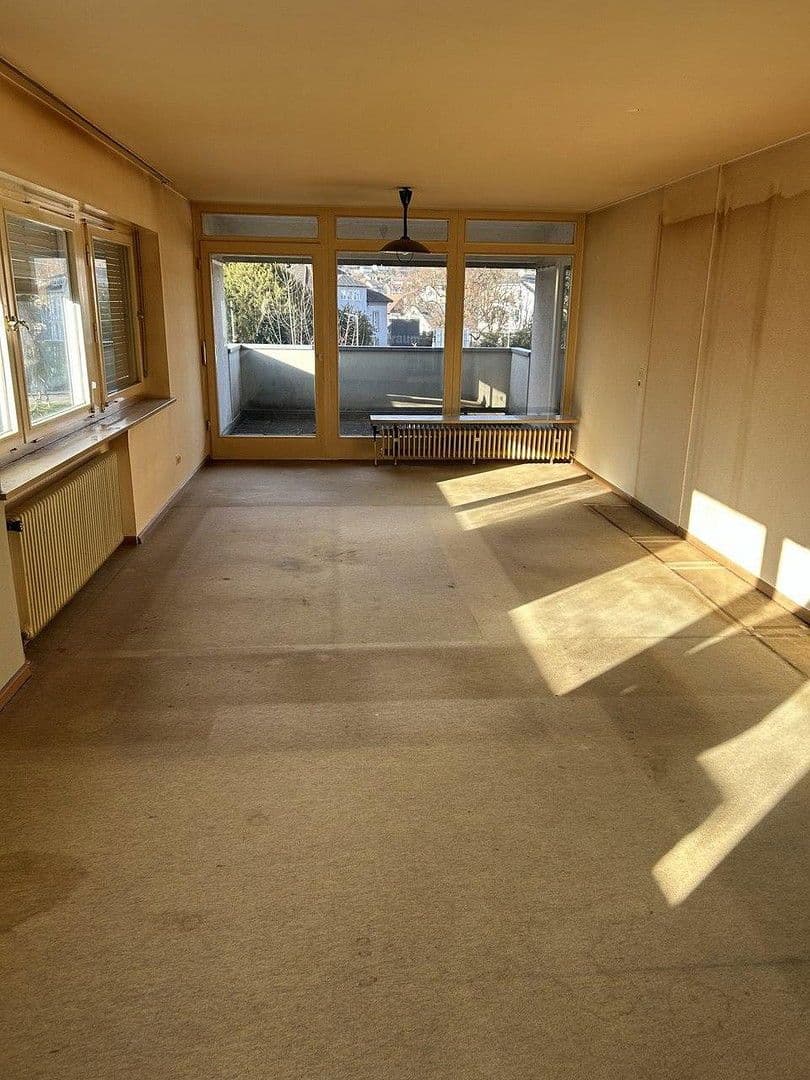 Prodej domu 272 m², pozemek 593 m², Schopfheimerstraße 13, Lörrach, Bádensko-Württembersko Prodej domu 272 m², pozemek 593 m², Schopfheimerstraße 13, Lörrach, Bádensko-Württembersko