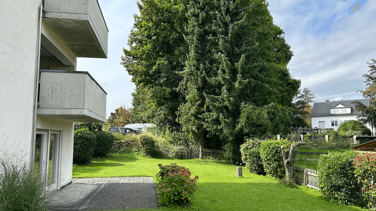 Prodej domu 272 m², pozemek 593 m², Schopfheimerstraße 13, Lörrach, Bádensko-Württembersko Prodej domu 272 m², pozemek 593 m², Schopfheimerstraße 13, Lörrach, Bádensko-Württembersko