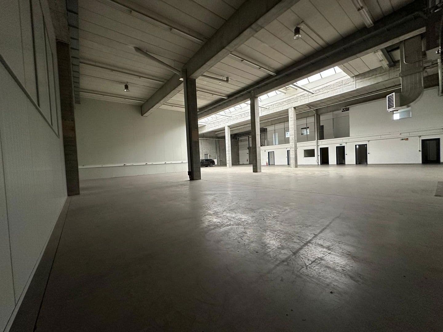 Pronájem nebytového prostoru 22.000 m², Steinbergstr. 3, Leipzig, Leipzig OT Holzhausen, Sasko Pronájem nebytového prostoru 22.000 m², Steinbergstr. 3, Leipzig, Leipzig OT Holzhausen, Sasko