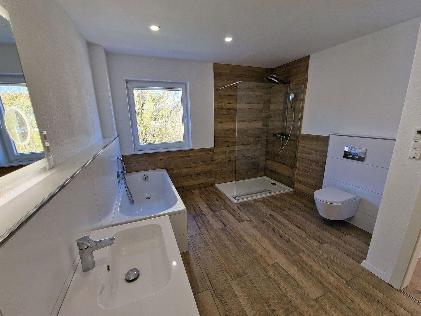 Prodej domu 160 m², pozemek 325 m², Am Steinriesel 11, Altenmünster, Bavorsko Prodej domu 160 m², pozemek 325 m², Am Steinriesel 11, Altenmünster, Bavorsko