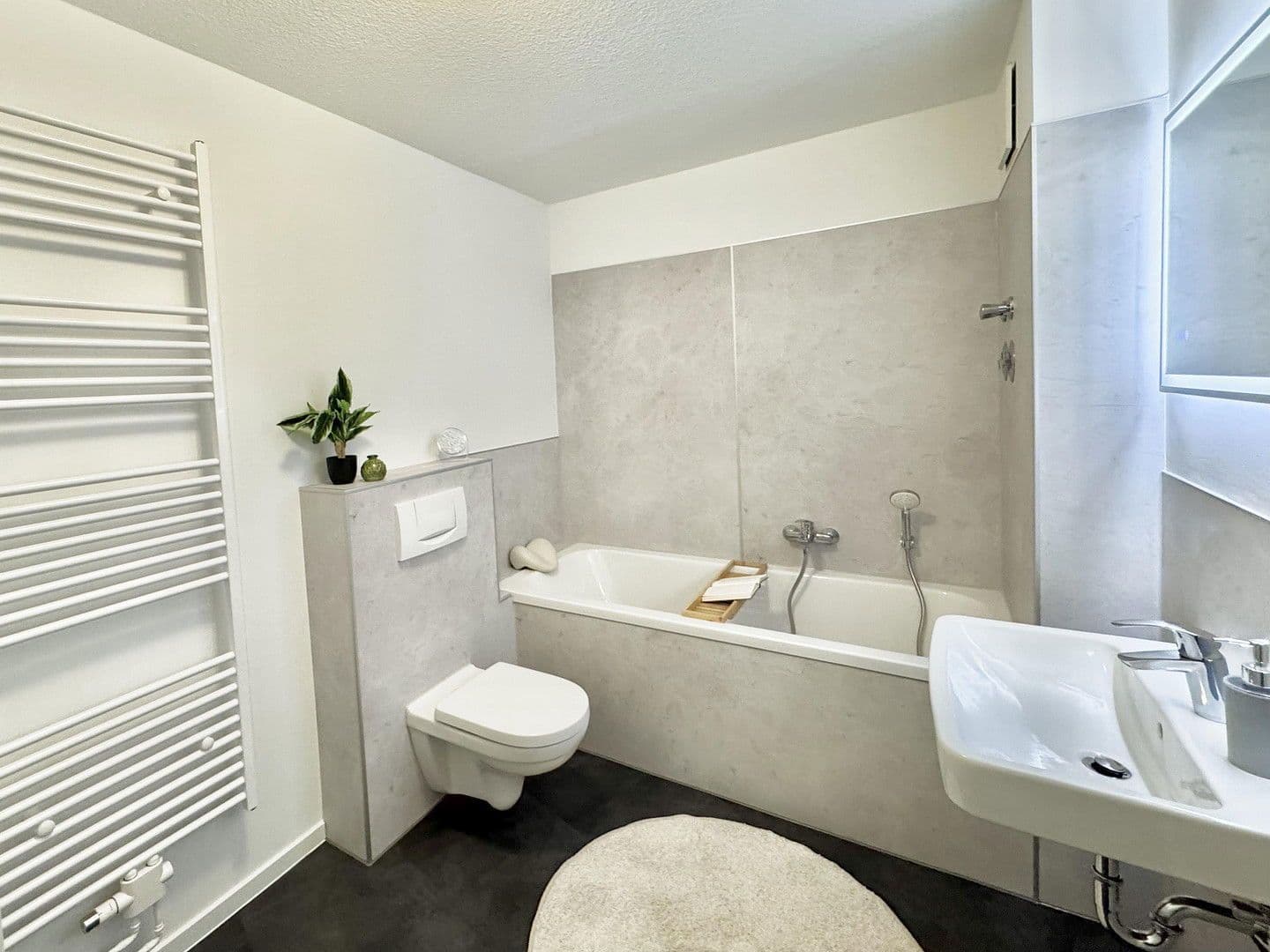 Prodej bytu 3+1 82 m², Schwerin, Mecklenburg-Vorpommern Prodej bytu 3+1 82 m², Schwerin, Mecklenburg-Vorpommern