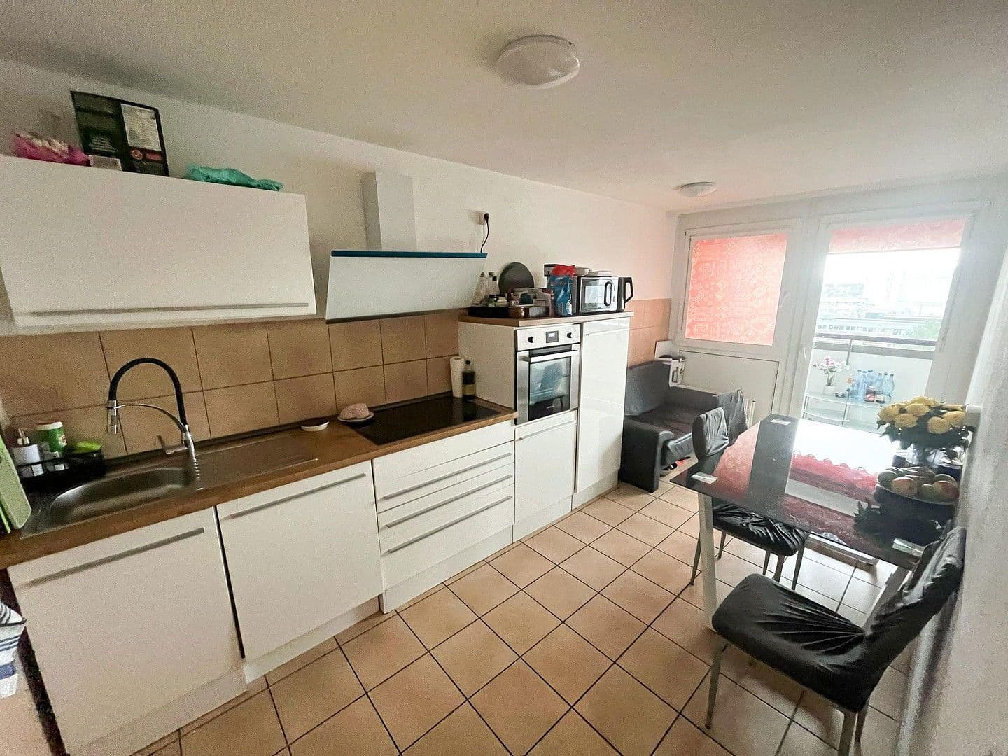 Pronájem bytu 3+1 84 m², Rosenbergstraße 44, Heilbronn, Bádensko-Württembersko Pronájem bytu 3+1 84 m², Rosenbergstraße 44, Heilbronn, Bádensko-Württembersko