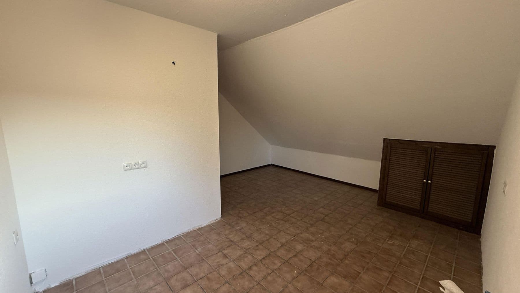 Pronájem bytu 2+1 46 m², Brühl, Severní Porýní-Vestfálsko Pronájem bytu 2+1 46 m², Brühl, Severní Porýní-Vestfálsko