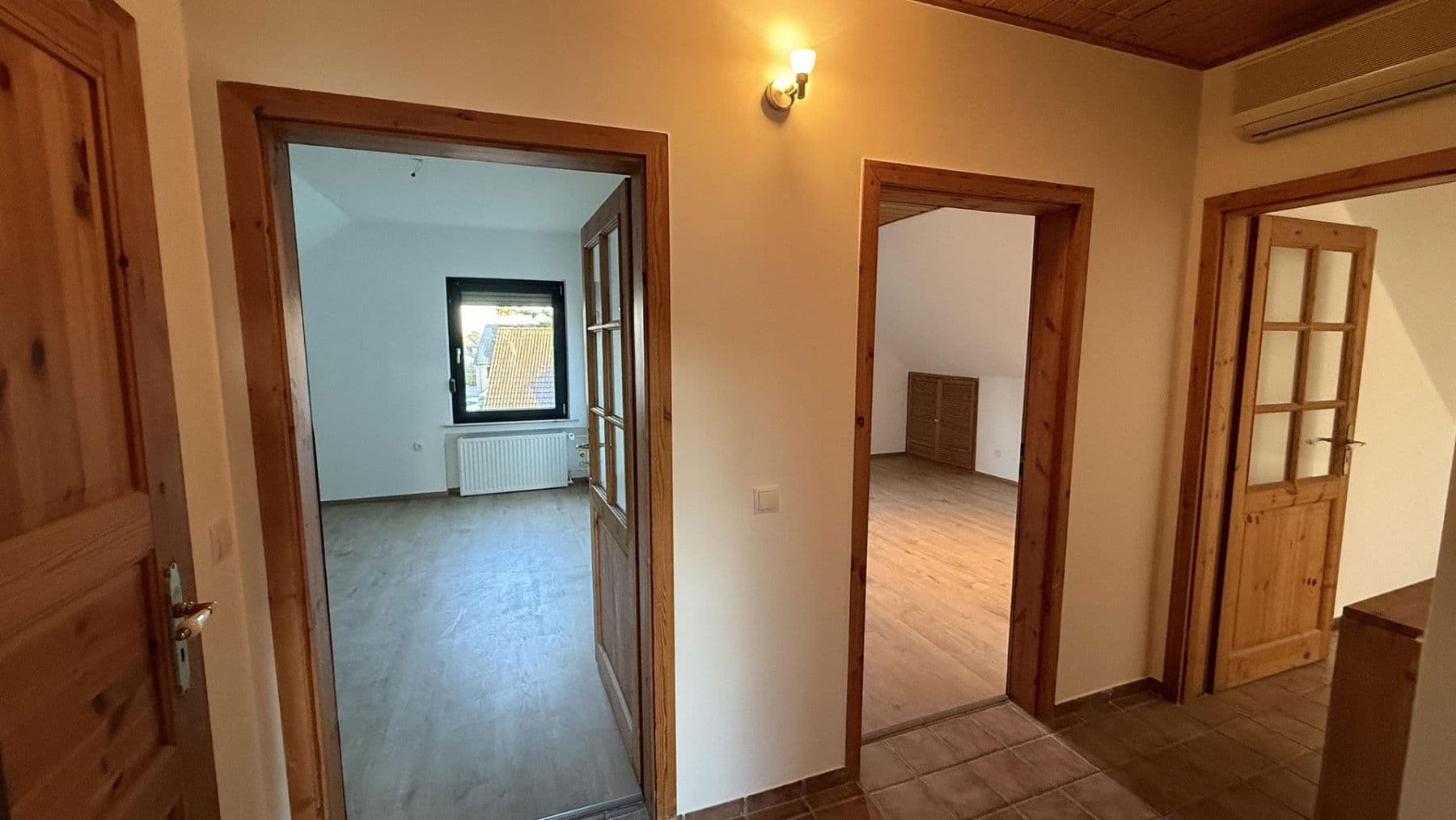 Pronájem bytu 2+1 46 m², Brühl, Severní Porýní-Vestfálsko Pronájem bytu 2+1 46 m², Brühl, Severní Porýní-Vestfálsko