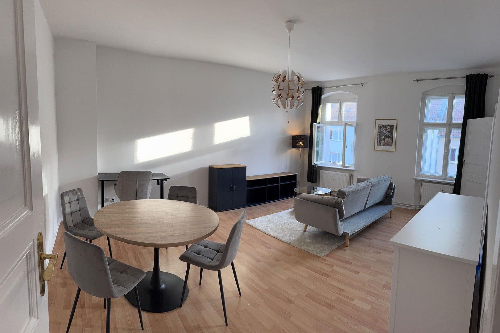 Pronájem bytu 2+1 55 m², Trelleborger Str 14, Berlin, Berlín Pronájem bytu 2+1 55 m², Trelleborger Str 14, Berlin, Berlín