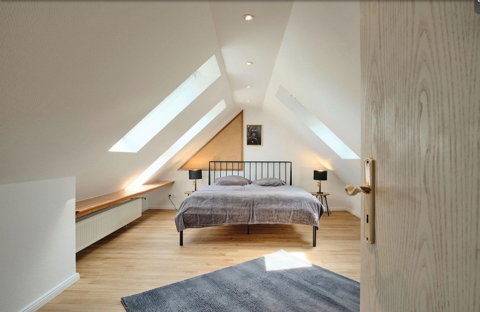 Prodej bytu 6+1 177 m², Mittelweg 47, Stuhr, Dolní Sasko Prodej bytu 6+1 177 m², Mittelweg 47, Stuhr, Dolní Sasko