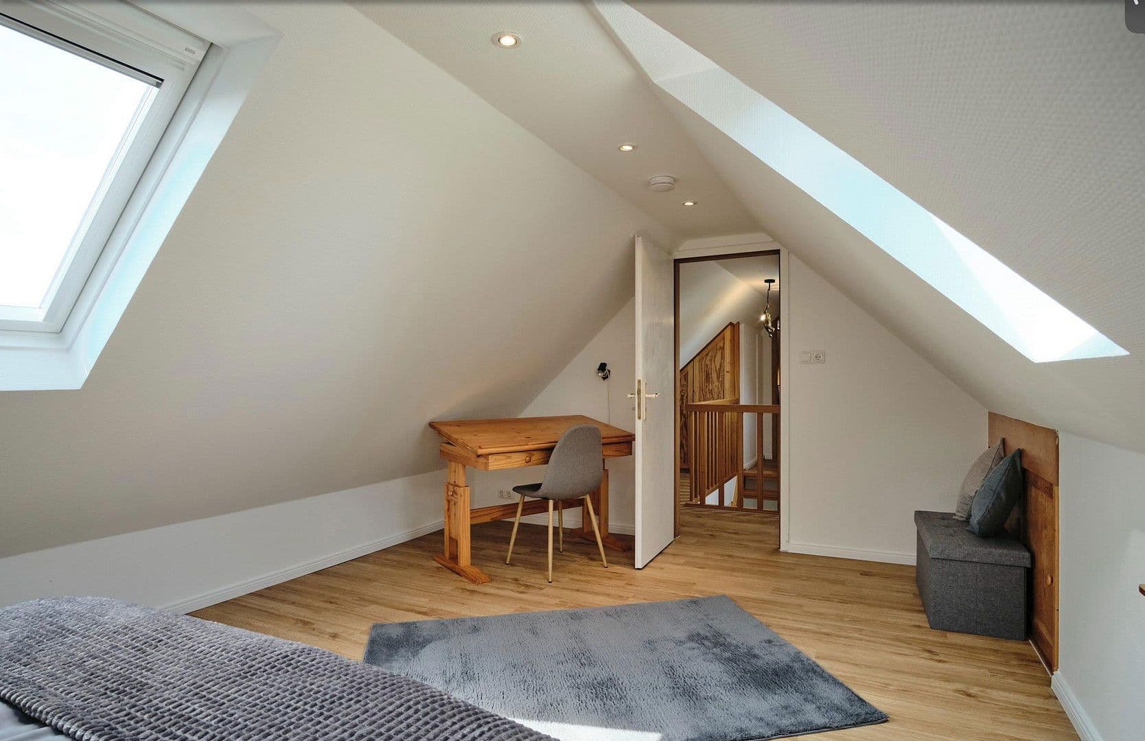 Prodej bytu 6+1 177 m², Mittelweg 47, Stuhr, Dolní Sasko Prodej bytu 6+1 177 m², Mittelweg 47, Stuhr, Dolní Sasko