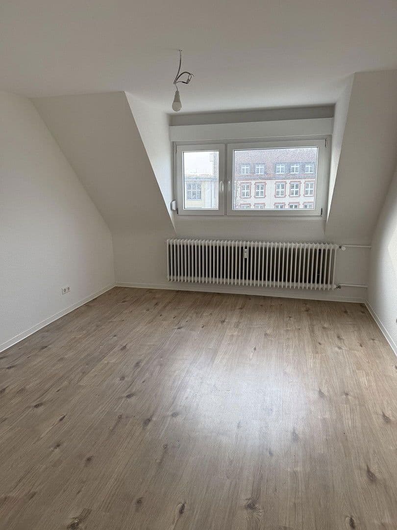 Pronájem bytu 3+1 50 m², Bibienastraße, Mannheim, Bádensko-Württembersko Pronájem bytu 3+1 50 m², Bibienastraße, Mannheim, Bádensko-Württembersko