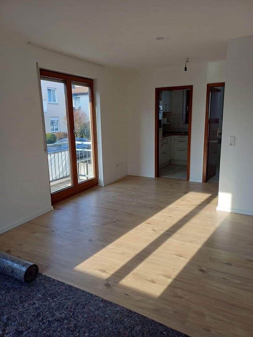 Pronájem bytu 1+1 34 m², Heilbronn, Bádensko-Württembersko Pronájem bytu 1+1 34 m², Heilbronn, Bádensko-Württembersko