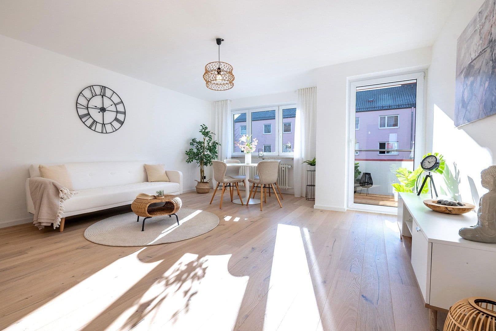 Prodej bytu 4+1 84 m², Königsbrunn, Bavorsko Prodej bytu 4+1 84 m², Königsbrunn, Bavorsko