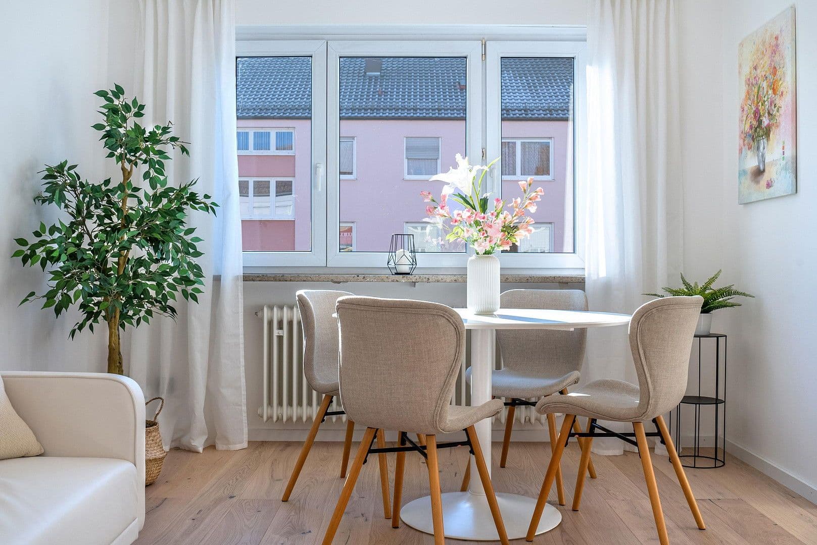 Prodej bytu 4+1 84 m², Königsbrunn, Bavorsko Prodej bytu 4+1 84 m², Königsbrunn, Bavorsko