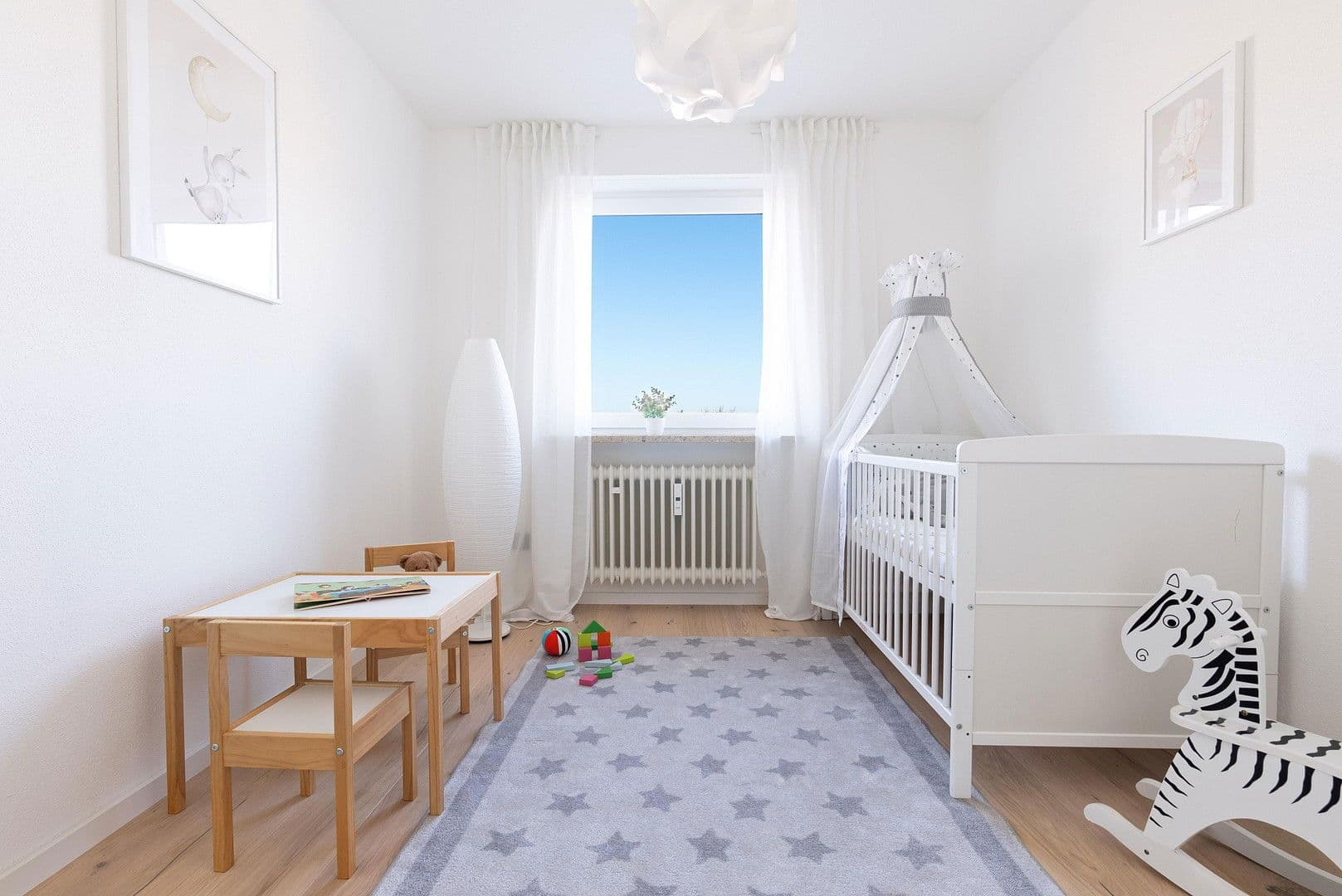 Prodej bytu 4+1 84 m², Königsbrunn, Bavorsko Prodej bytu 4+1 84 m², Königsbrunn, Bavorsko