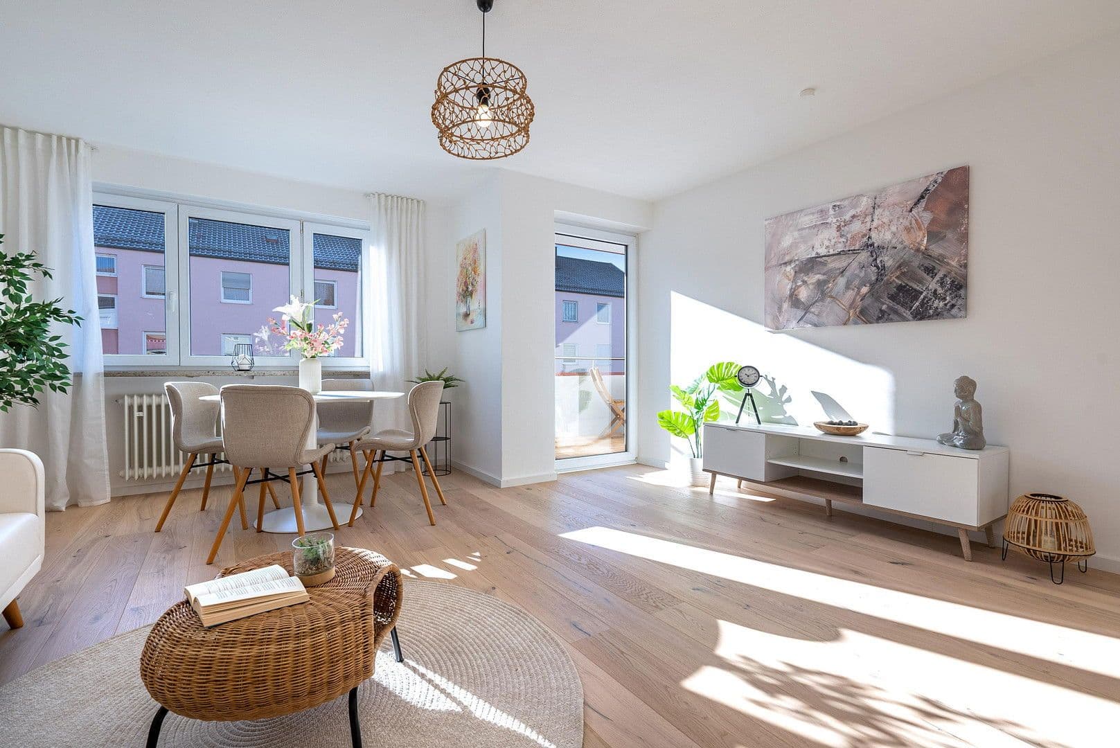 Prodej bytu 4+1 84 m², Königsbrunn, Bavorsko Prodej bytu 4+1 84 m², Königsbrunn, Bavorsko