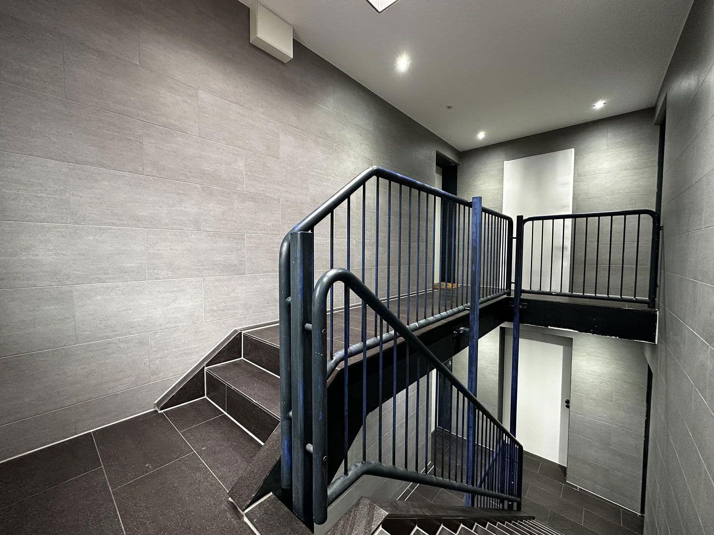 Prodej domu 1.236 m², pozemek 1.170 m², Übacher Weg 121 + 123, Alsdorf, Severní Porýní-Vestfálsko Prodej domu 1.236 m², pozemek 1.170 m², Übacher Weg 121 + 123, Alsdorf, Severní Porýní-Vestfálsko