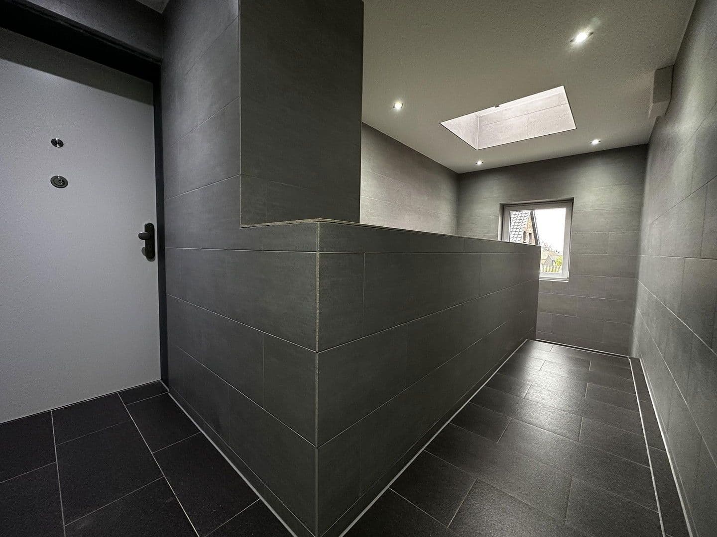 Prodej domu 1.236 m², pozemek 1.170 m², Übacher Weg 121 + 123, Alsdorf, Severní Porýní-Vestfálsko Prodej domu 1.236 m², pozemek 1.170 m², Übacher Weg 121 + 123, Alsdorf, Severní Porýní-Vestfálsko