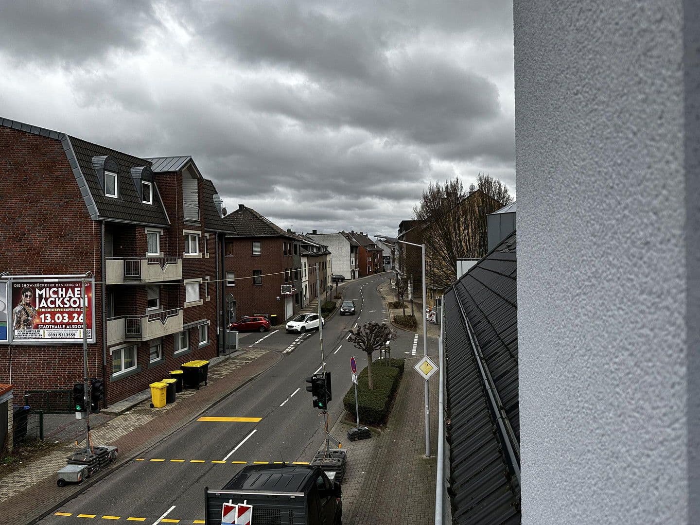 Prodej domu 1.236 m², pozemek 1.170 m², Übacher Weg 121 + 123, Alsdorf, Severní Porýní-Vestfálsko Prodej domu 1.236 m², pozemek 1.170 m², Übacher Weg 121 + 123, Alsdorf, Severní Porýní-Vestfálsko