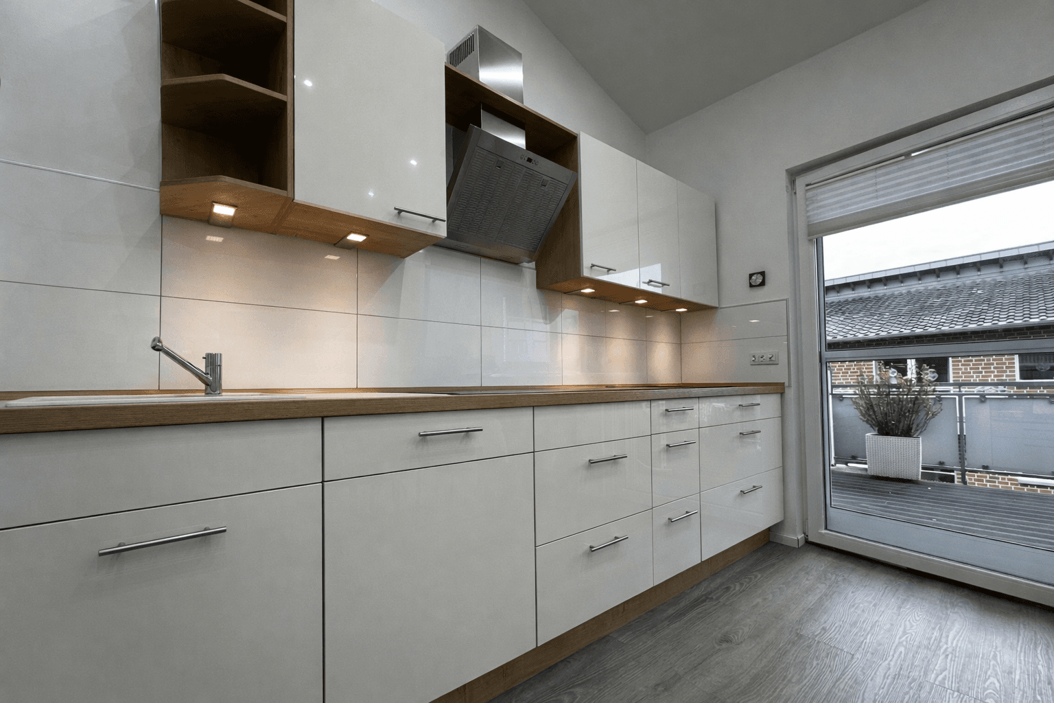 Prodej domu 640 m², pozemek 1.442 m², Bergmannsweg 76, Baesweiler, Severní Porýní-Vestfálsko Prodej domu 640 m², pozemek 1.442 m², Bergmannsweg 76, Baesweiler, Severní Porýní-Vestfálsko