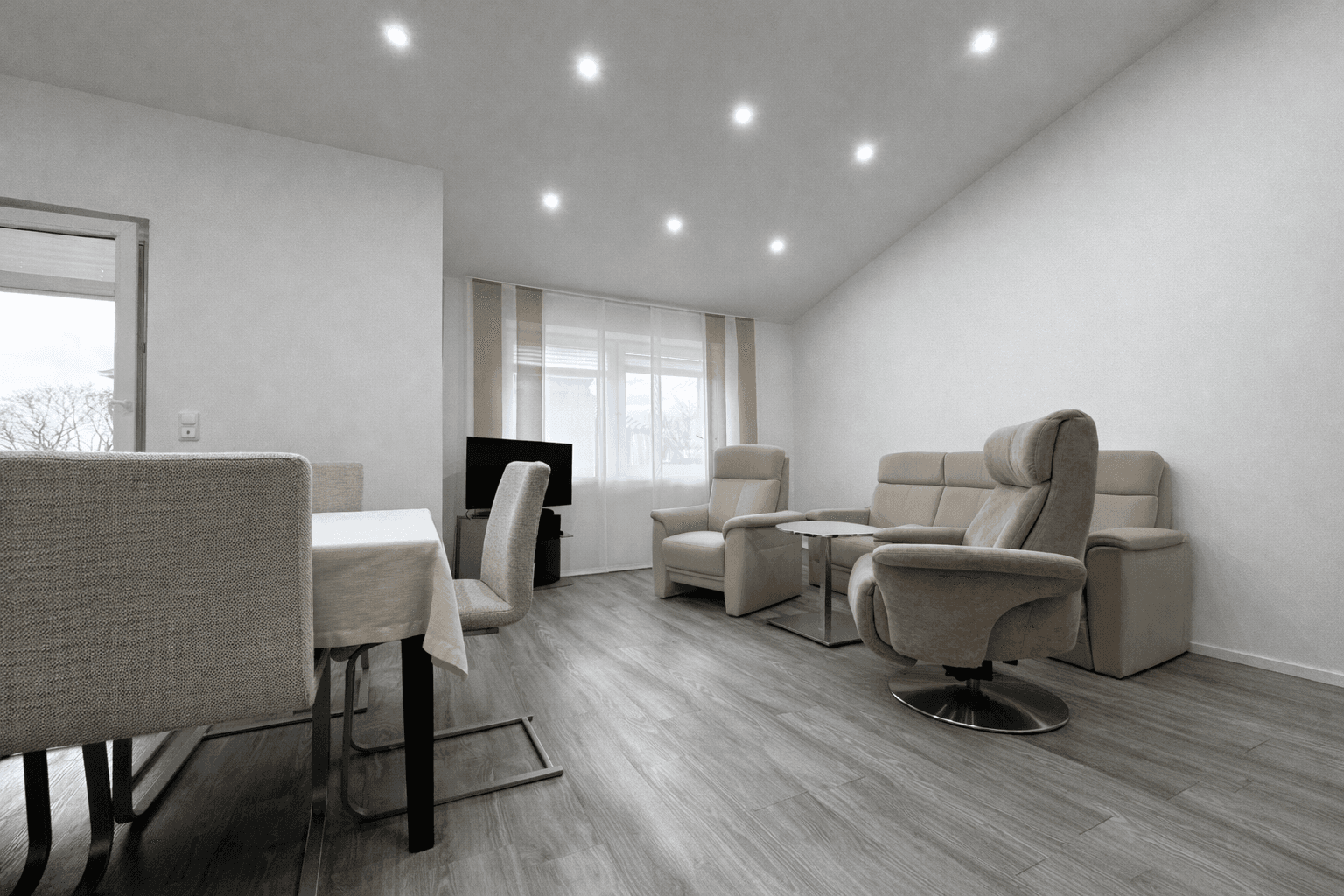 Prodej domu 640 m², pozemek 1.442 m², Bergmannsweg 76, Baesweiler, Severní Porýní-Vestfálsko Prodej domu 640 m², pozemek 1.442 m², Bergmannsweg 76, Baesweiler, Severní Porýní-Vestfálsko