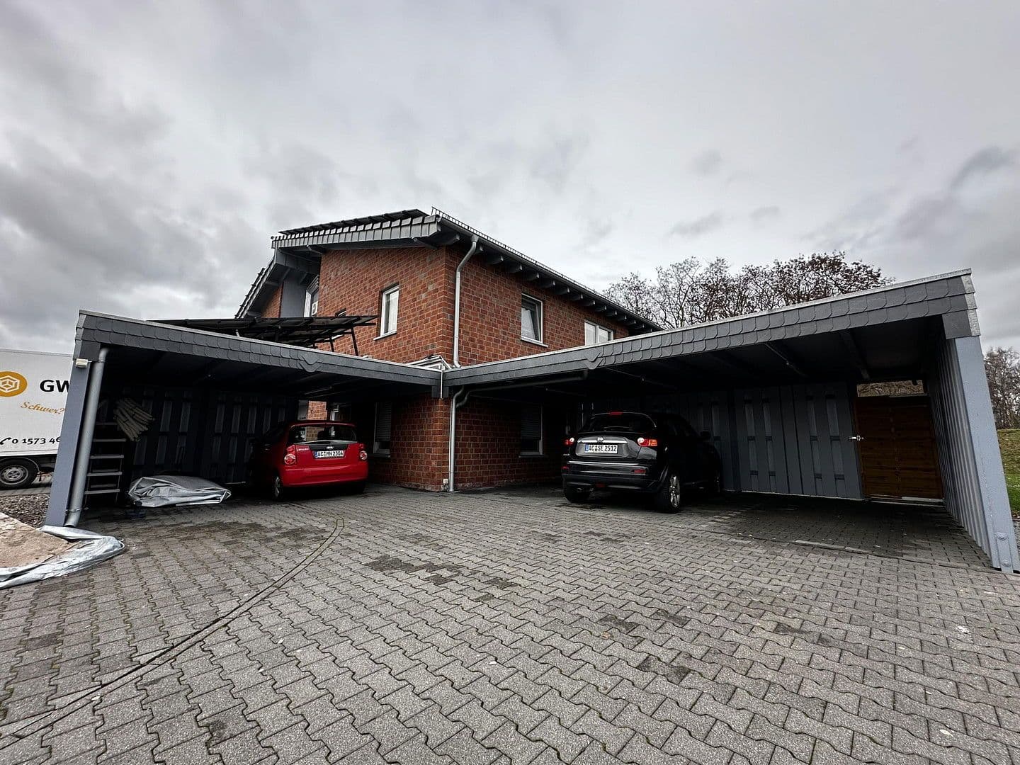 Prodej domu 640 m², pozemek 1.442 m², Bergmannsweg 76, Baesweiler, Severní Porýní-Vestfálsko Prodej domu 640 m², pozemek 1.442 m², Bergmannsweg 76, Baesweiler, Severní Porýní-Vestfálsko