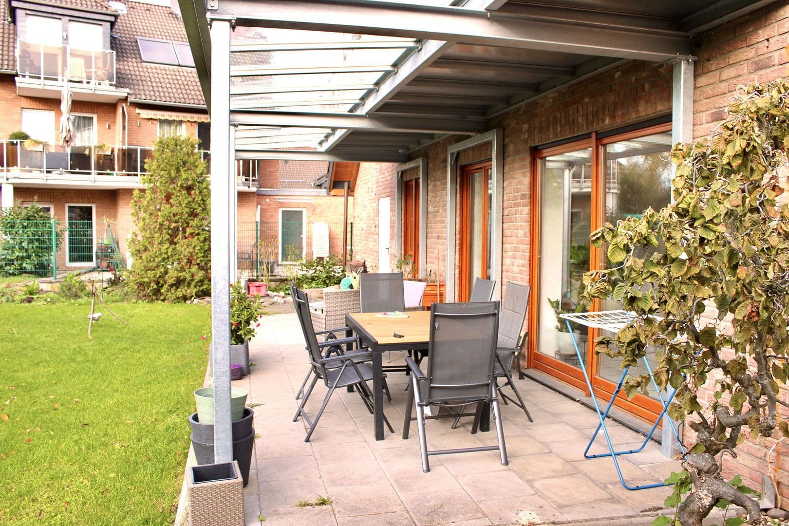 Prodej bytu 3+1 116 m², Wesseling, Severní Porýní-Vestfálsko Prodej bytu 3+1 116 m², Wesseling, Severní Porýní-Vestfálsko