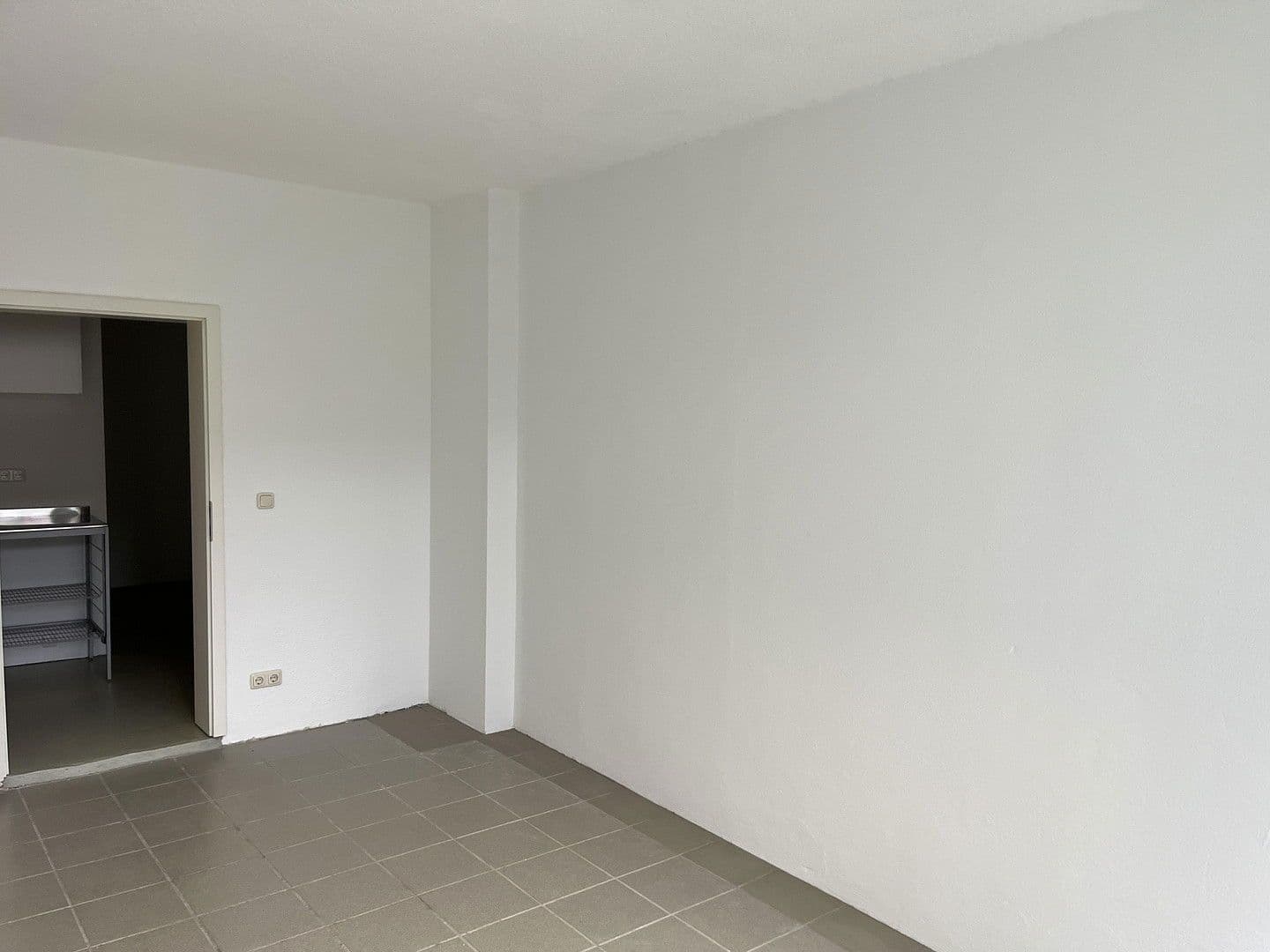 Pronájem kanceláře 63 m², Fackenburger Allee 44, Lübeck, Šlesvicko-Holštýnsko Pronájem kanceláře 63 m², Fackenburger Allee 44, Lübeck, Šlesvicko-Holštýnsko