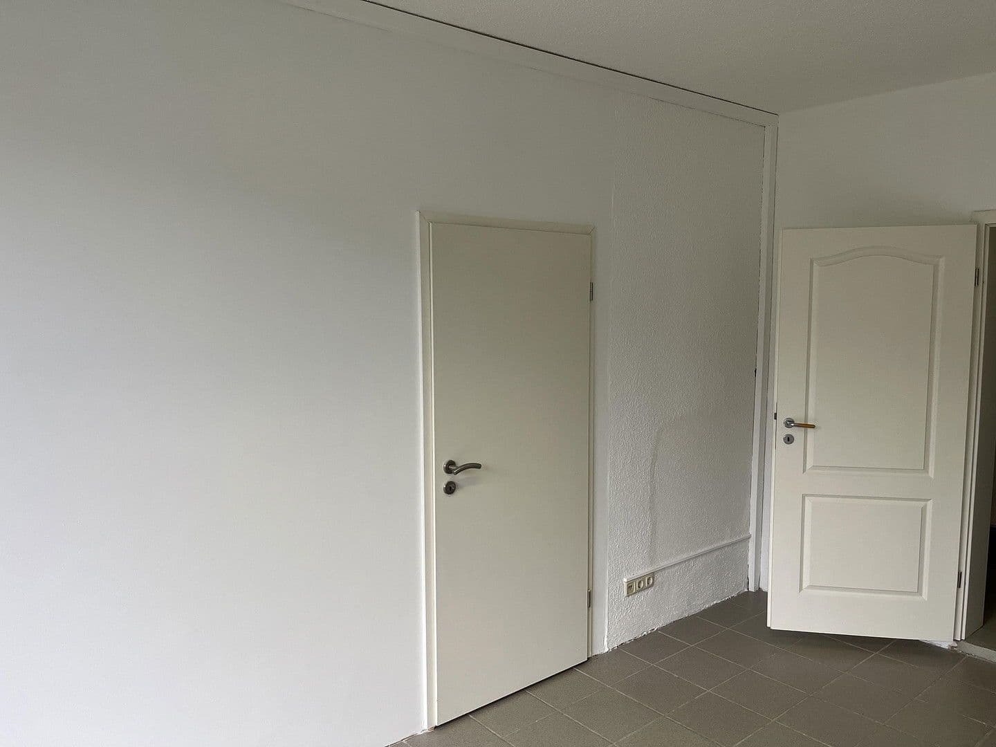 Pronájem kanceláře 63 m², Fackenburger Allee 44, Lübeck, Šlesvicko-Holštýnsko Pronájem kanceláře 63 m², Fackenburger Allee 44, Lübeck, Šlesvicko-Holštýnsko