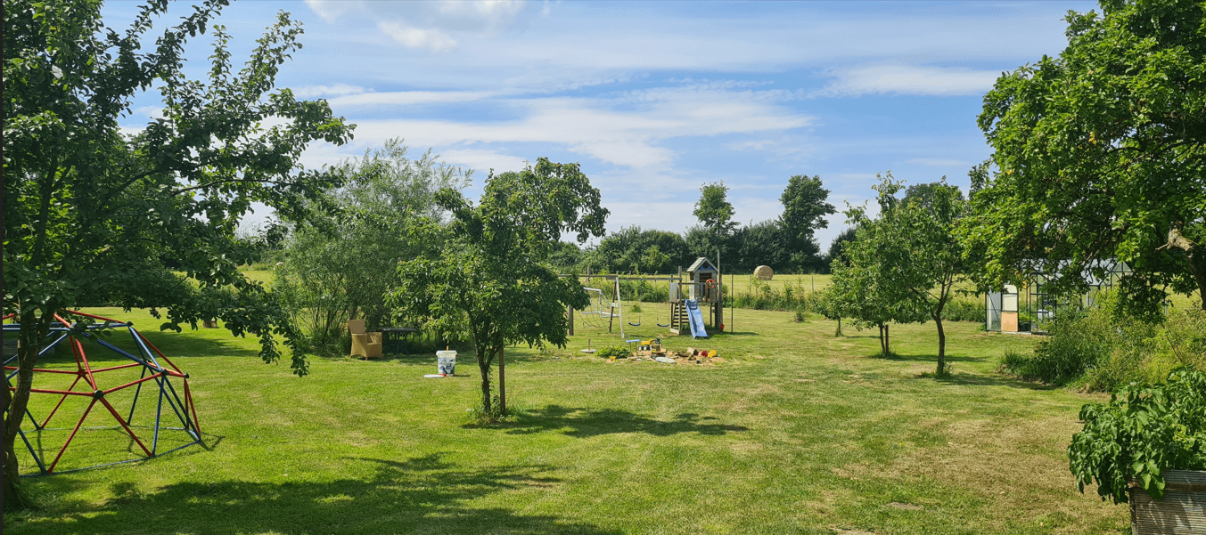 Prodej domu 285 m², pozemek 12.500 m², Neuengörs, Šlesvicko-Holštýnsko Prodej domu 285 m², pozemek 12.500 m², Neuengörs, Šlesvicko-Holštýnsko