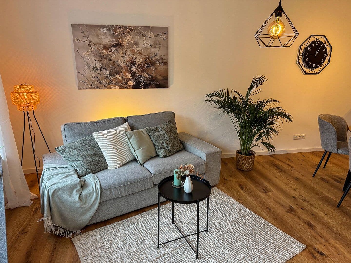 Prodej bytu 4+1 102 m², Brühl, Severní Porýní-Vestfálsko Prodej bytu 4+1 102 m², Brühl, Severní Porýní-Vestfálsko