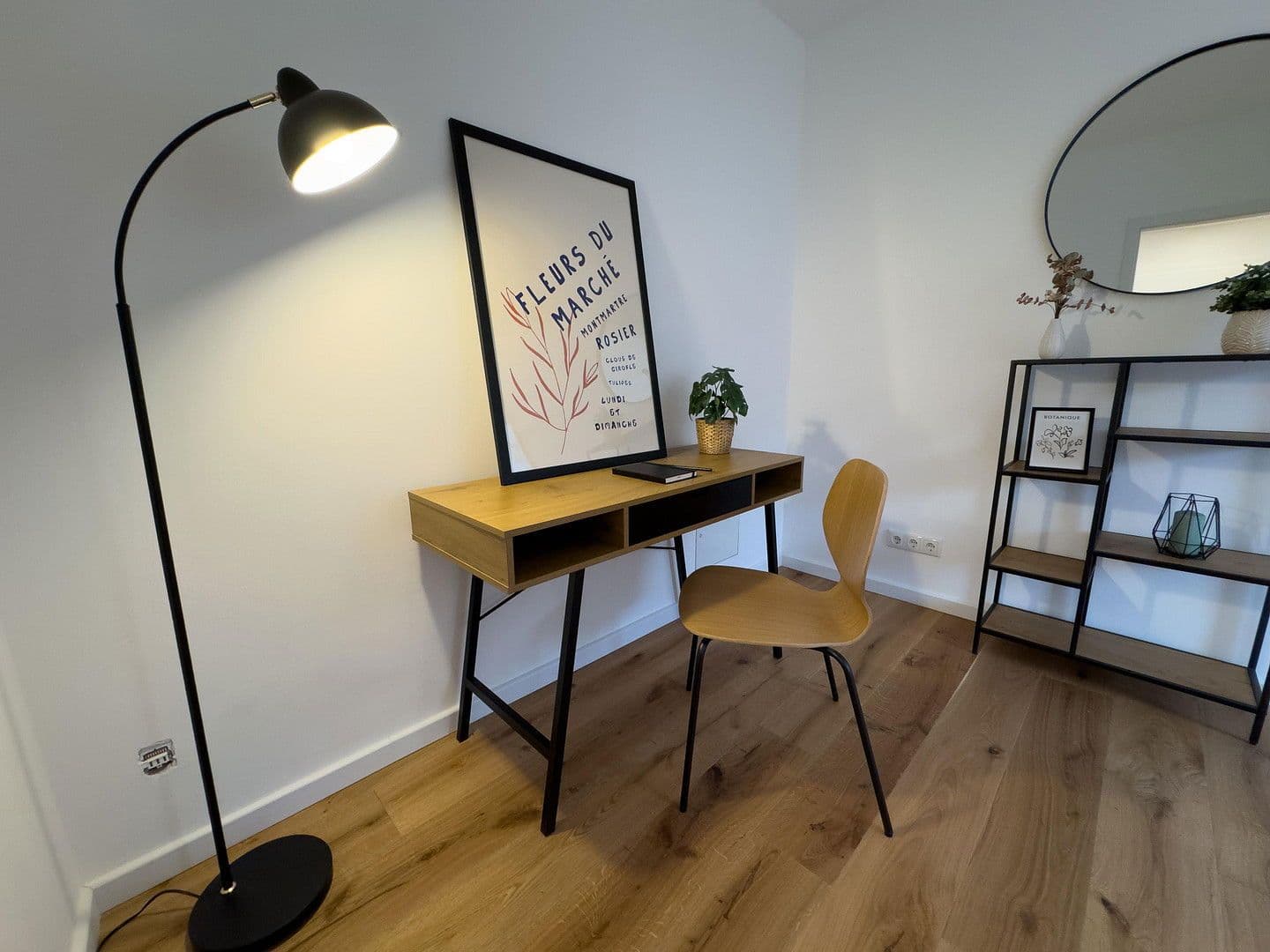 Prodej bytu 4+1 102 m², Brühl, Severní Porýní-Vestfálsko Prodej bytu 4+1 102 m², Brühl, Severní Porýní-Vestfálsko