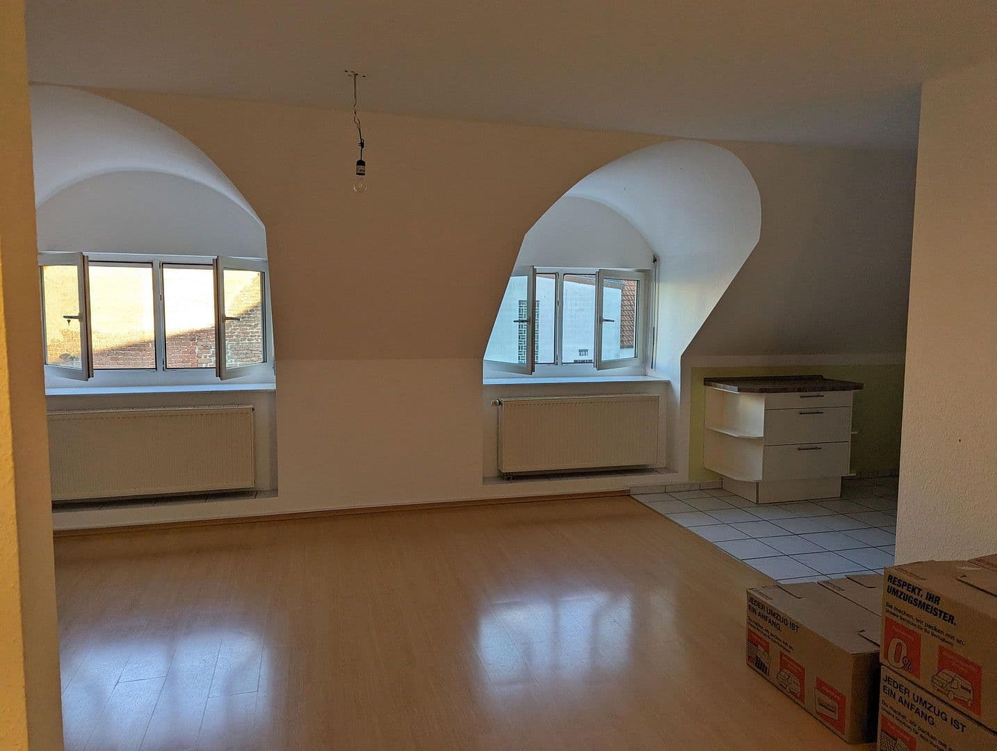 Prodej bytu 4+1 135 m², Enkenbach-Alsenborn, Porýní-Falc Prodej bytu 4+1 135 m², Enkenbach-Alsenborn, Porýní-Falc