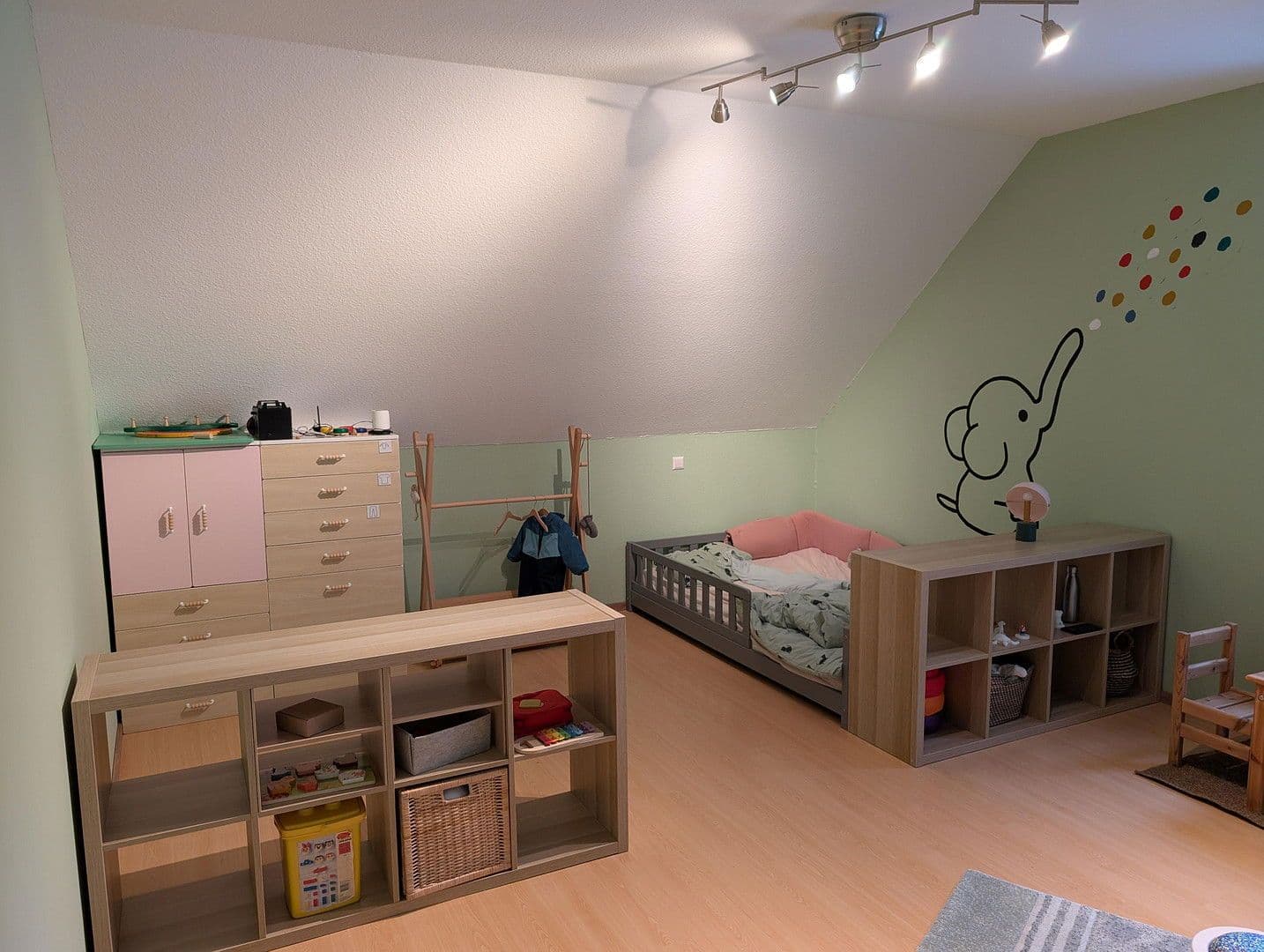 Prodej bytu 4+1 135 m², Enkenbach-Alsenborn, Porýní-Falc Prodej bytu 4+1 135 m², Enkenbach-Alsenborn, Porýní-Falc