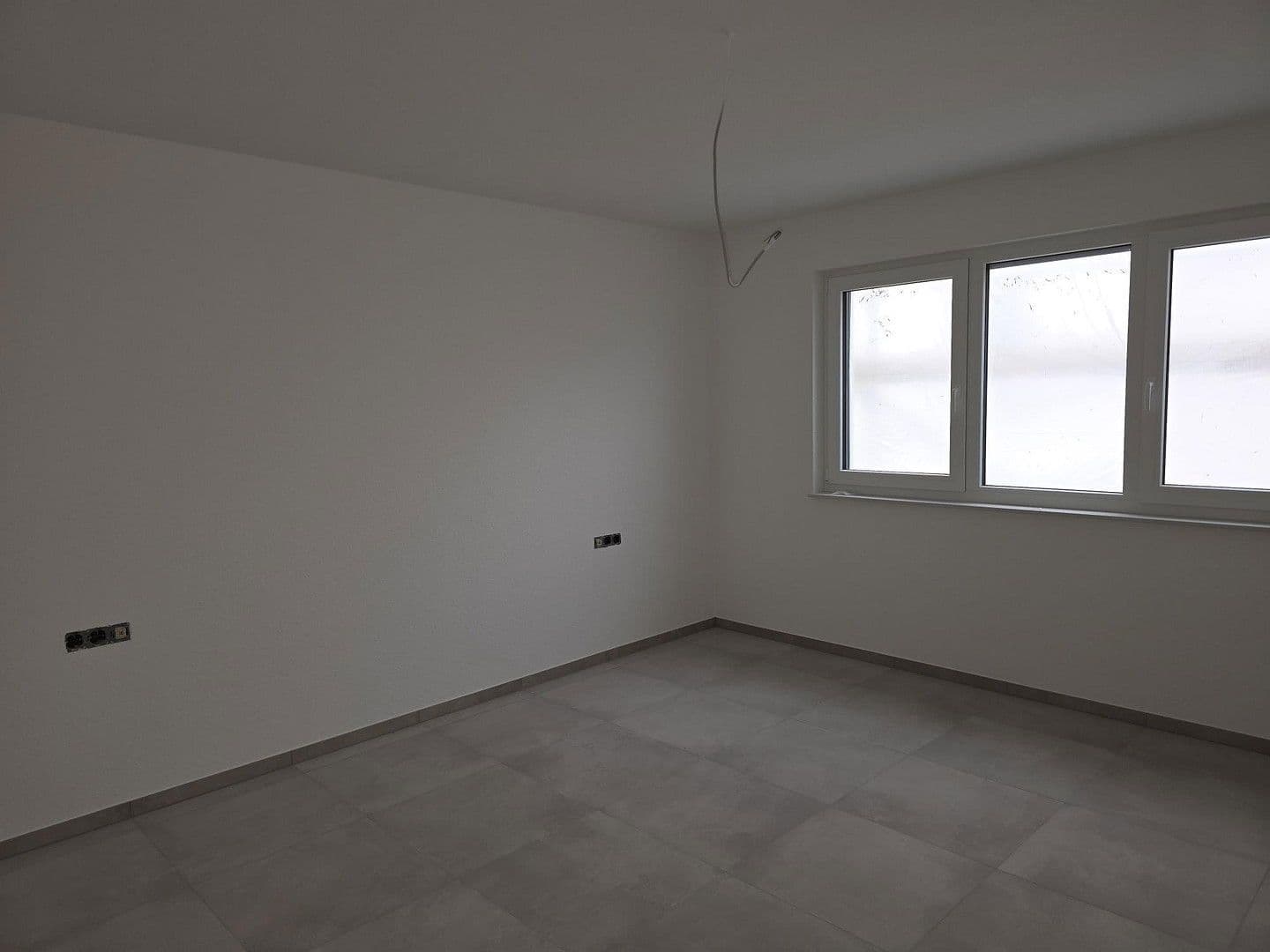 Pronájem bytu 4+kk 127 m², Eberstadt, Bádensko-Württembersko Pronájem bytu 4+kk 127 m², Eberstadt, Bádensko-Württembersko