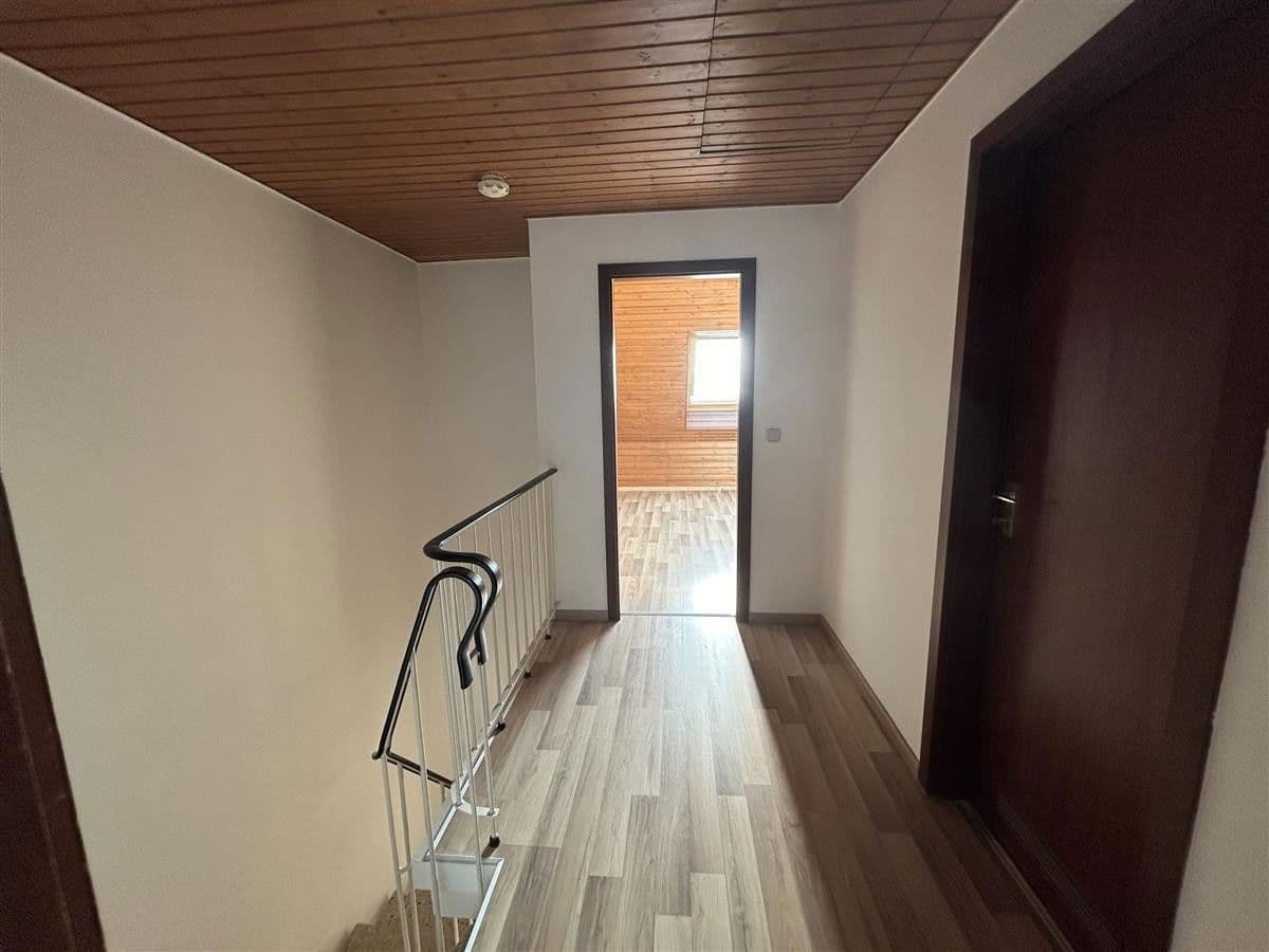 Pronájem domu 127 m², pozemek 100 m², Hanau, Hessen Pronájem domu 127 m², pozemek 100 m², Hanau, Hessen