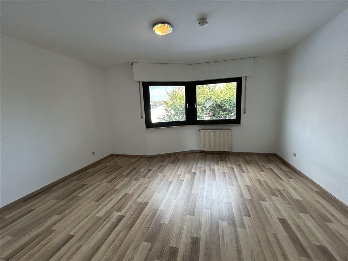 Pronájem domu 127 m², pozemek 100 m², Hanau, Hessen Pronájem domu 127 m², pozemek 100 m², Hanau, Hessen